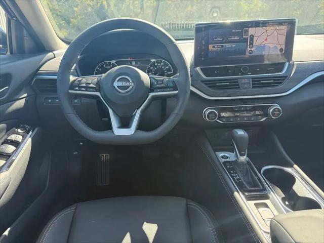 2025 Nissan Altima SL FWD