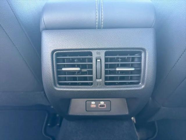 2025 Nissan Altima SL FWD