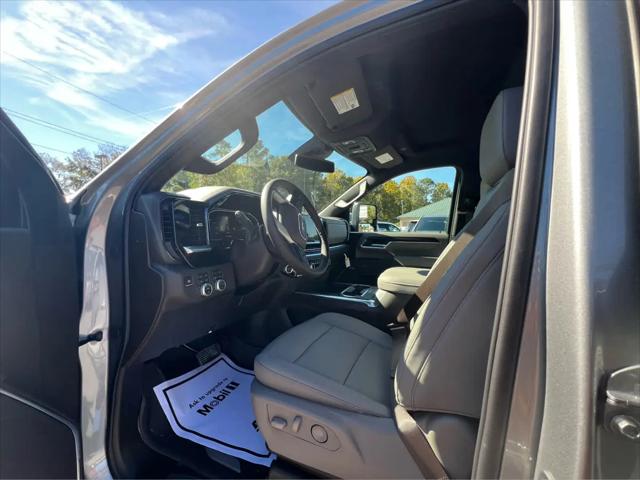 2026 GMC Sierra 2500HD Crew Cab, Standard Bed, SLT, 4WD