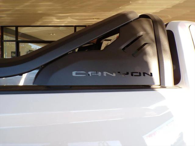 2025 GMC Canyon 4WD AT4