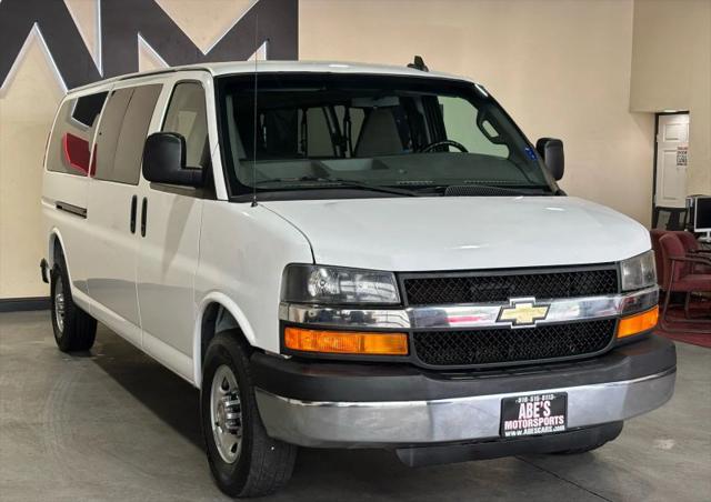 2016 Chevrolet Express LT