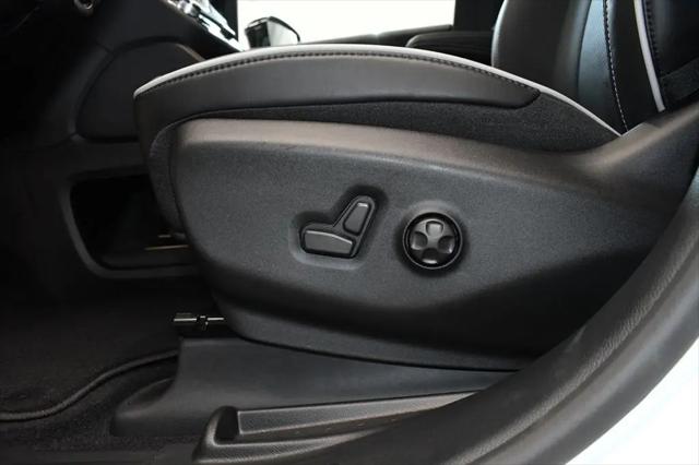 2026 Chrysler Pacifica Limited AWD