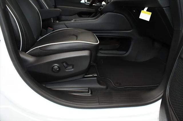 2026 Chrysler Pacifica Limited AWD