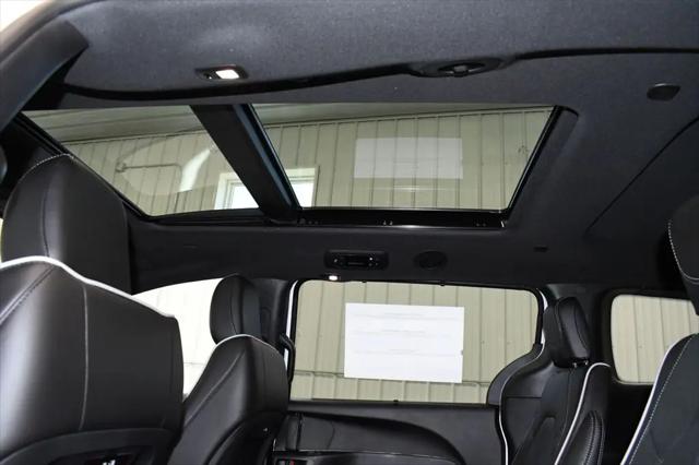 2026 Chrysler Pacifica Limited AWD