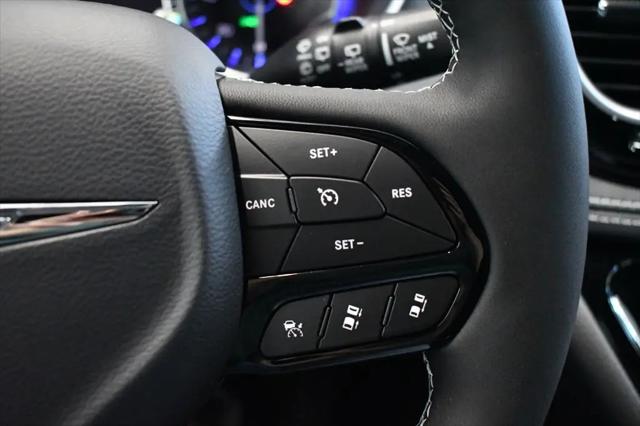 2026 Chrysler Pacifica Limited AWD