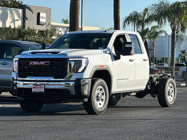 2026 GMC Sierra 3500HD Double Cab, Long Bed, Pro Dual Rear Wheel, RWD