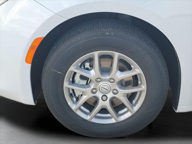 2026 Chrysler Voyager LX