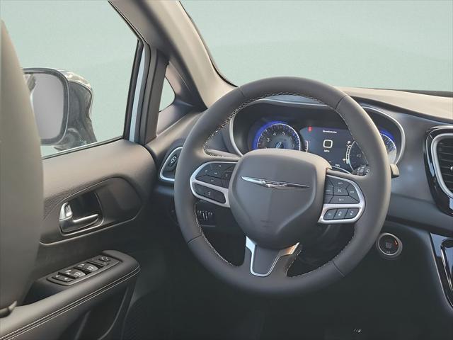 2026 Chrysler Voyager LX