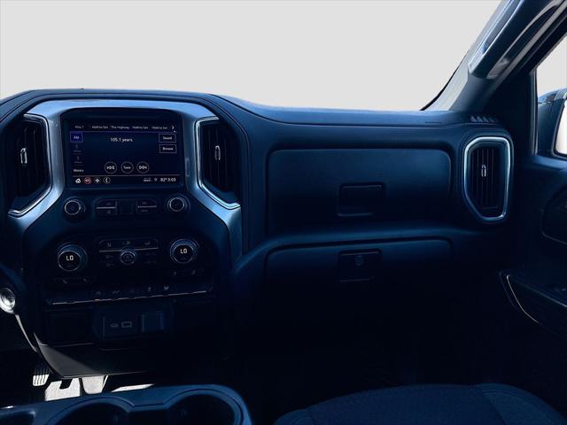 2022 Chevrolet Silverado 1500 2WD Crew Cab Short Bed RST