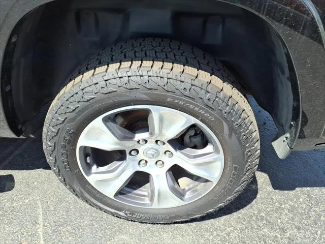 2020 Ram 1500 Laramie Crew Cab 4x4 5'7" Box