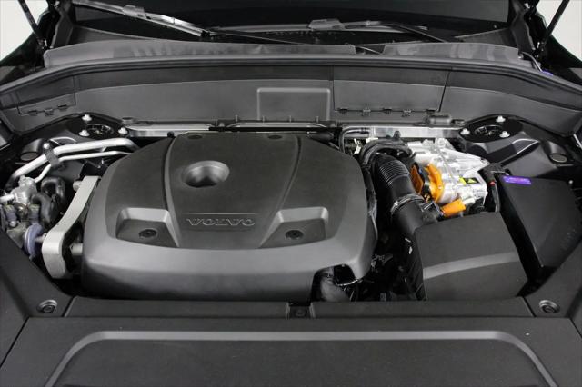 2026 Volvo XC90 Plug-In Hybrid Plus, T8 AWD, Electric/Gasoline, Bright, 7 Seats