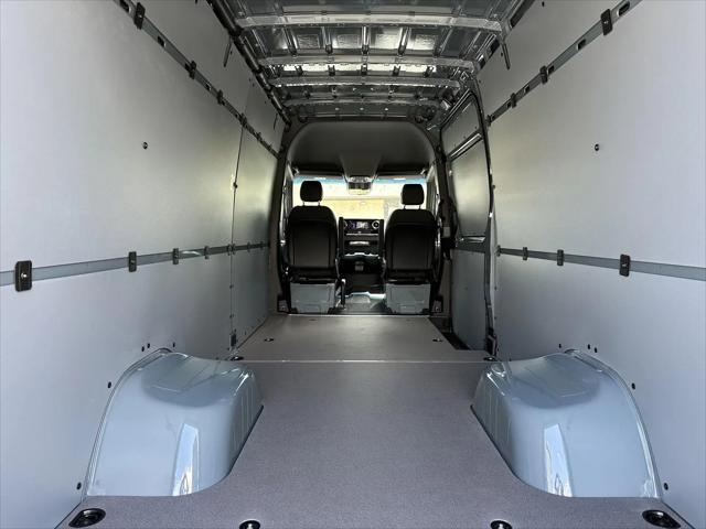 2026 Mercedes-Benz Sprinter 3500XD High Roof 4-Cyl Diesel HO