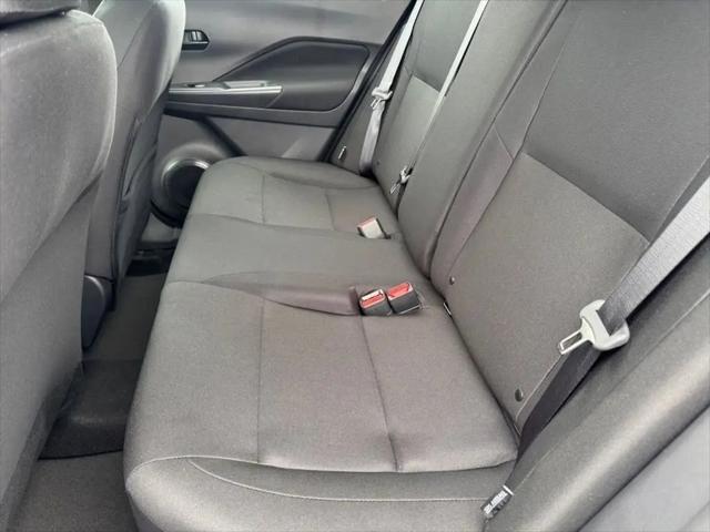 2025 Nissan Kicks S