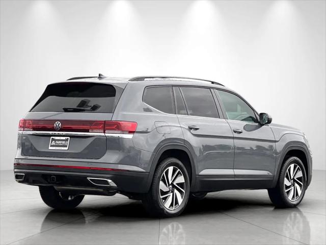 2026 Volkswagen Atlas SE with Technology