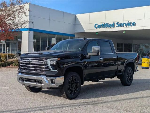 2025 Chevrolet Silverado 2500HD 4WD Crew Cab Standard Bed LTZ