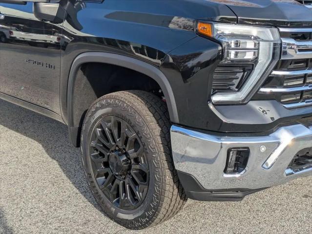 2025 Chevrolet Silverado 2500HD 4WD Crew Cab Standard Bed LTZ