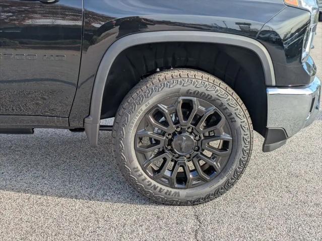 2025 Chevrolet Silverado 2500HD 4WD Crew Cab Standard Bed LTZ