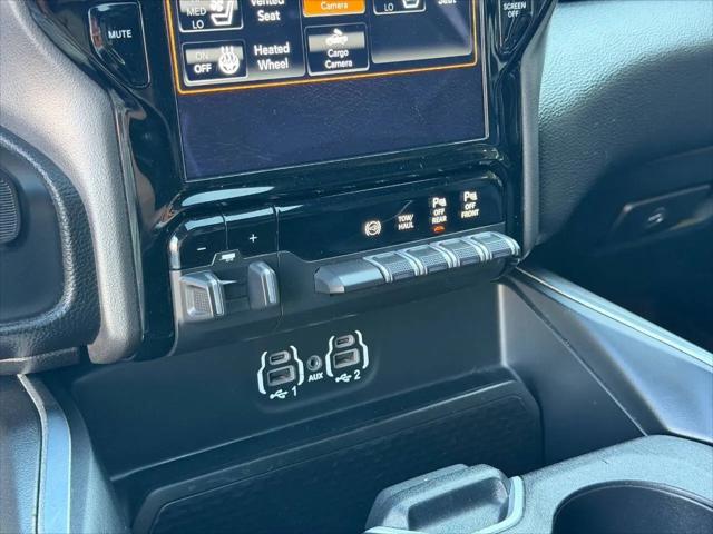 2020 Ram 3500 Laramie Crew Cab 4x4 8' Box