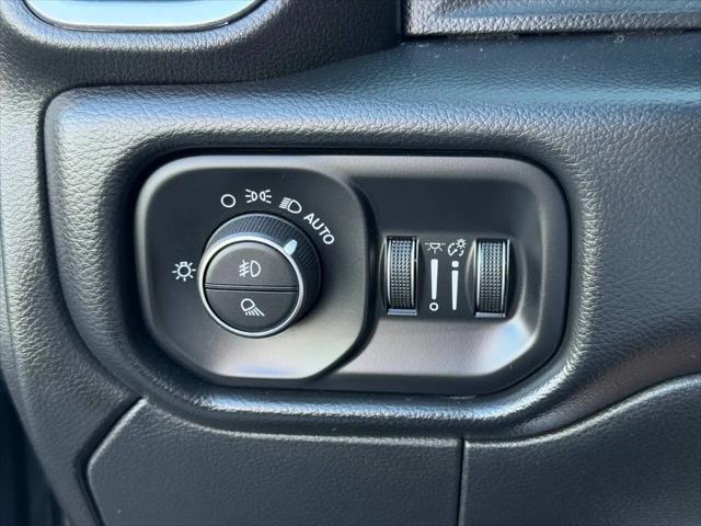 2020 Ram 3500 Laramie Crew Cab 4x4 8' Box