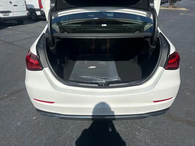 2026 Mercedes-Benz C-CLASS C 300 C 300