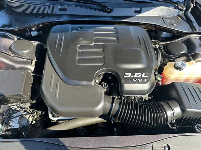 2021 Dodge Charger SXT RWD