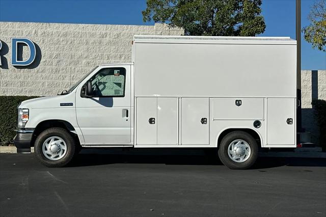 2026 Ford E-350 Cutaway E-Series Cutaway