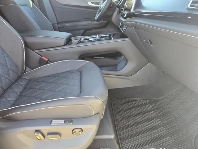 2026 Volkswagen Atlas Cross Sport SEL Premium R-Line