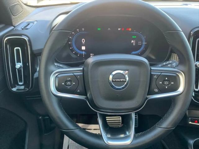 2022 Volvo XC40 Recharge Pure Electric P8 Twin Plus