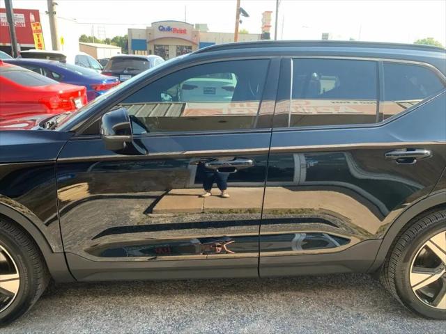 2022 Volvo XC40 Recharge Pure Electric P8 Twin Plus