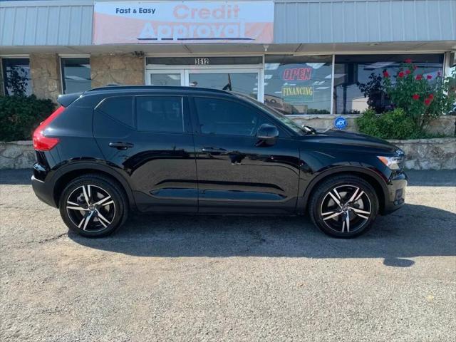 2022 Volvo XC40 Recharge Pure Electric P8 Twin Plus