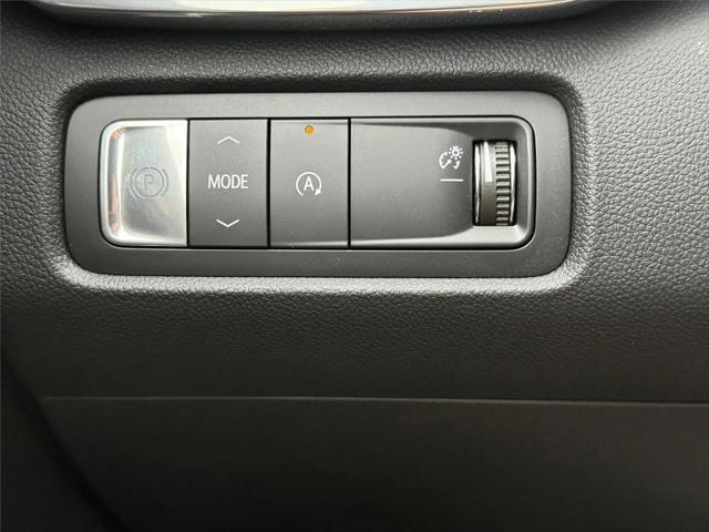 2026 GMC Acadia Denali FWD