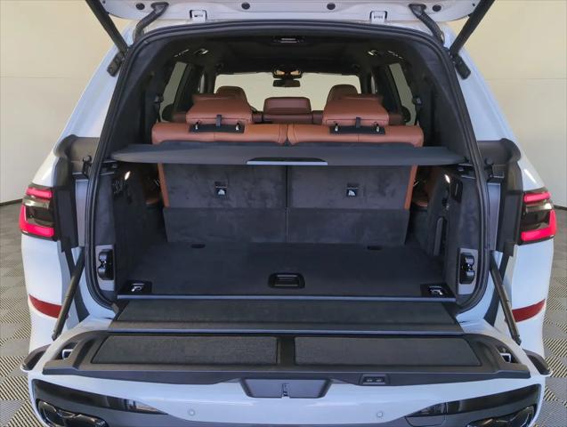 2026 BMW X7 M60i