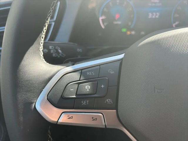 2026 Volkswagen Atlas Cross Sport SE with Technology