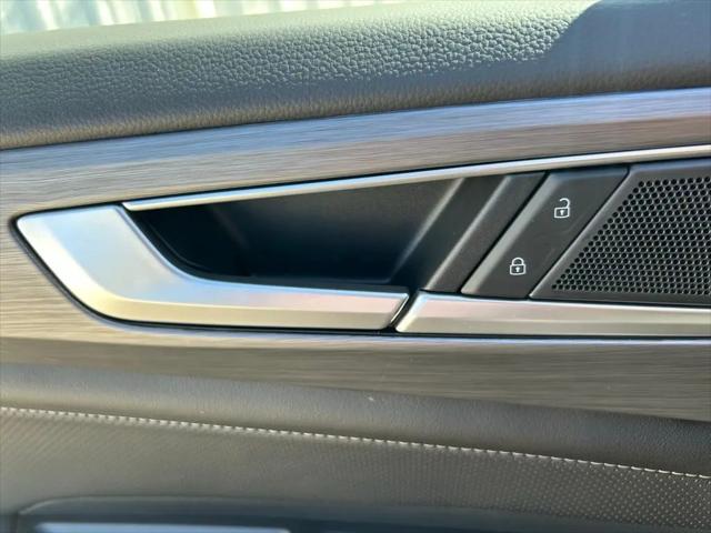 2026 Volkswagen Atlas Cross Sport SE with Technology