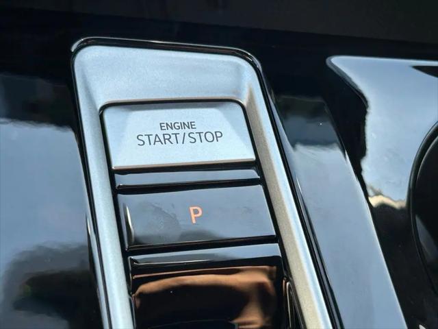 2026 Volkswagen Atlas Cross Sport SE with Technology