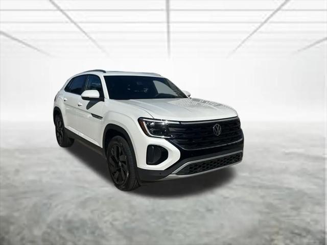 2026 Volkswagen Atlas Cross Sport SE with Technology