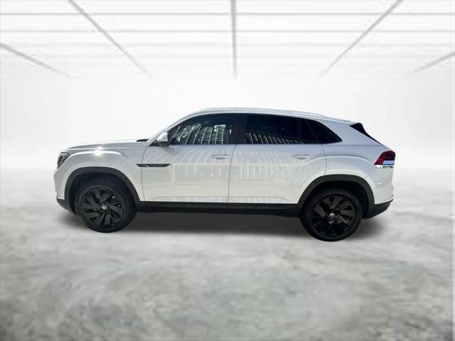 2026 Volkswagen Atlas Cross Sport SE with Technology
