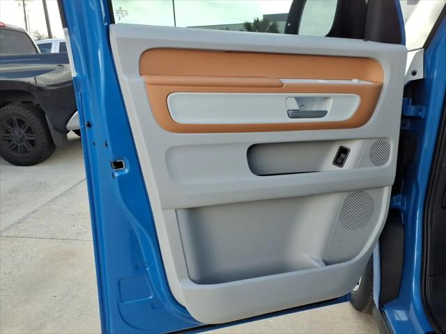 2025 Volkswagen ID. Buzz Pro S Plus with 4MOTION