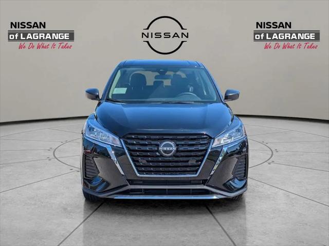2025 Nissan Kicks S