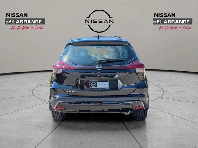 2025 Nissan Kicks S