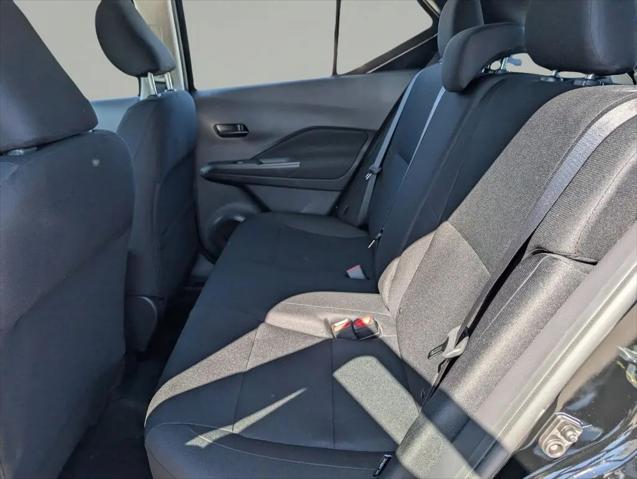 2025 Nissan Kicks S
