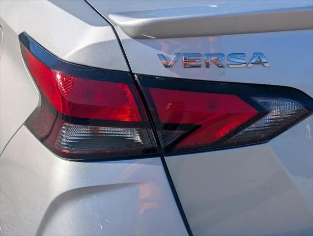 2025 Nissan Versa 1.6 SR