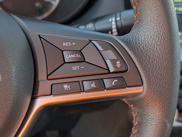2025 Nissan Versa 1.6 SR