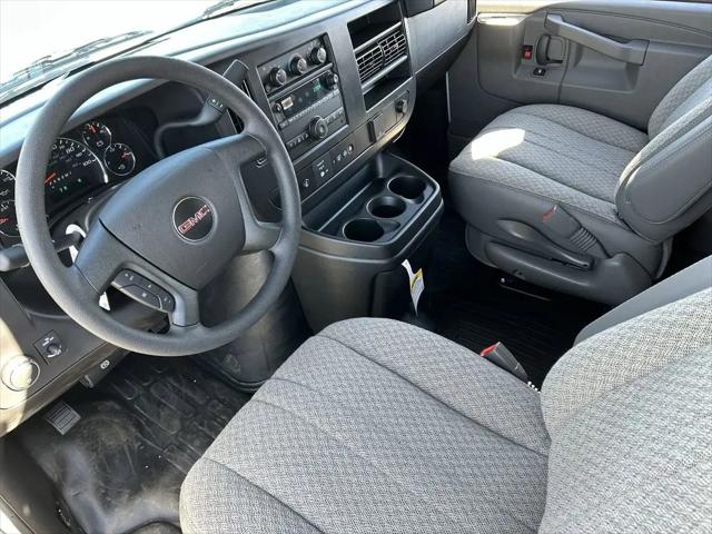 2025 GMC Savana Passenger RWD 3500 Extended Wheelbase LS