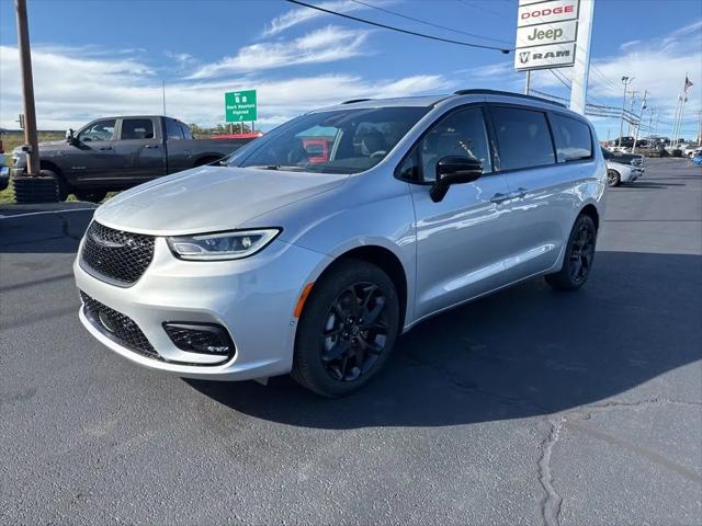 2026 Chrysler Pacifica Limited AWD