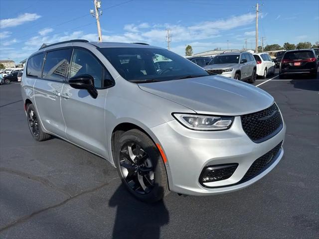2026 Chrysler Pacifica Limited AWD