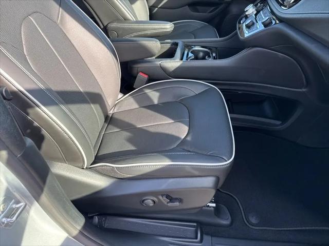 2026 Chrysler Pacifica Limited AWD