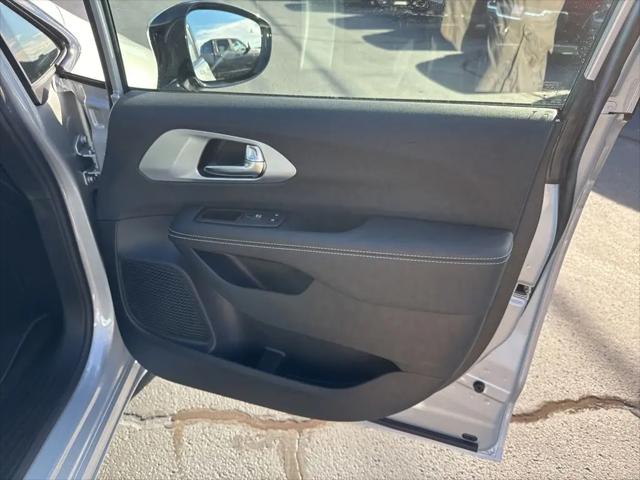 2026 Chrysler Pacifica Limited AWD