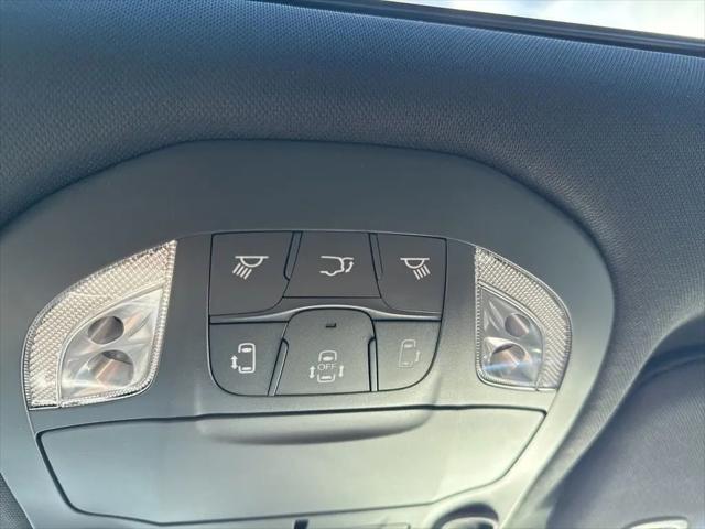 2026 Chrysler Pacifica Limited AWD