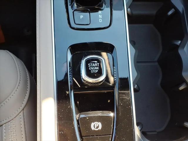 2026 Volvo XC90 Plus, B6 AWD Gas (mild hybrid), Gasoline, Bright, 7 Seats
